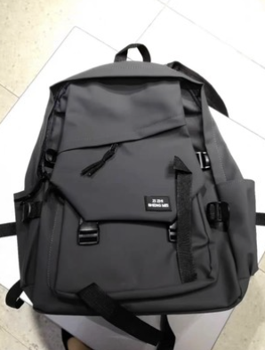 Backpack photo review